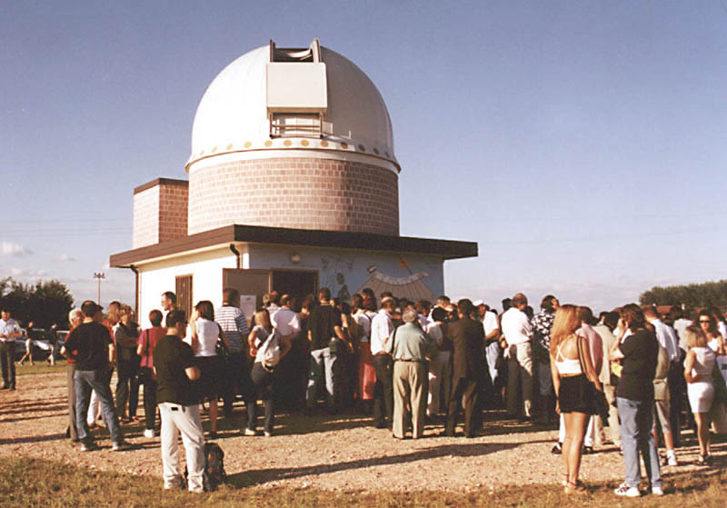 11 agosto 2001-l'inaugurazione dell'Osservatorio Astronomico del CAST: 79 KB
