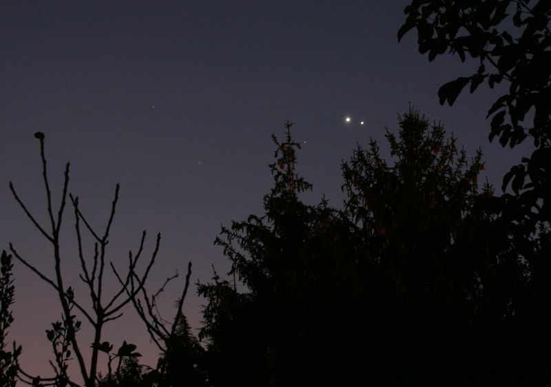 2) Jupiter and Venus: 04:56 UT-82 KB