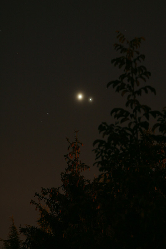 3) Jupiter and Venus: 04:37 UT-54 KB