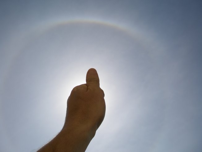 Solar halo with upper tangent arc: 14 KB