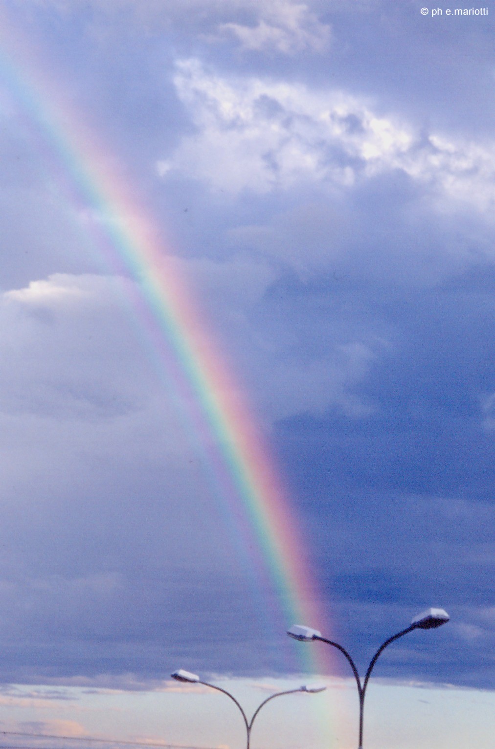 Rainbow with Supernumerary Rainbows from Codroipo: 231 KB; click on the image to enlarge at 1018x1532 pixels