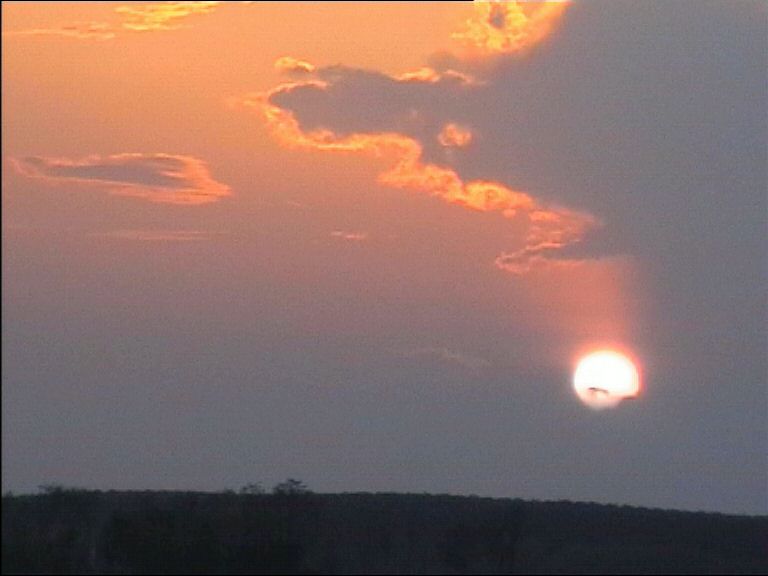 Panorama al tramonto: 41 kB; clicca l'immagine per ingrandirla