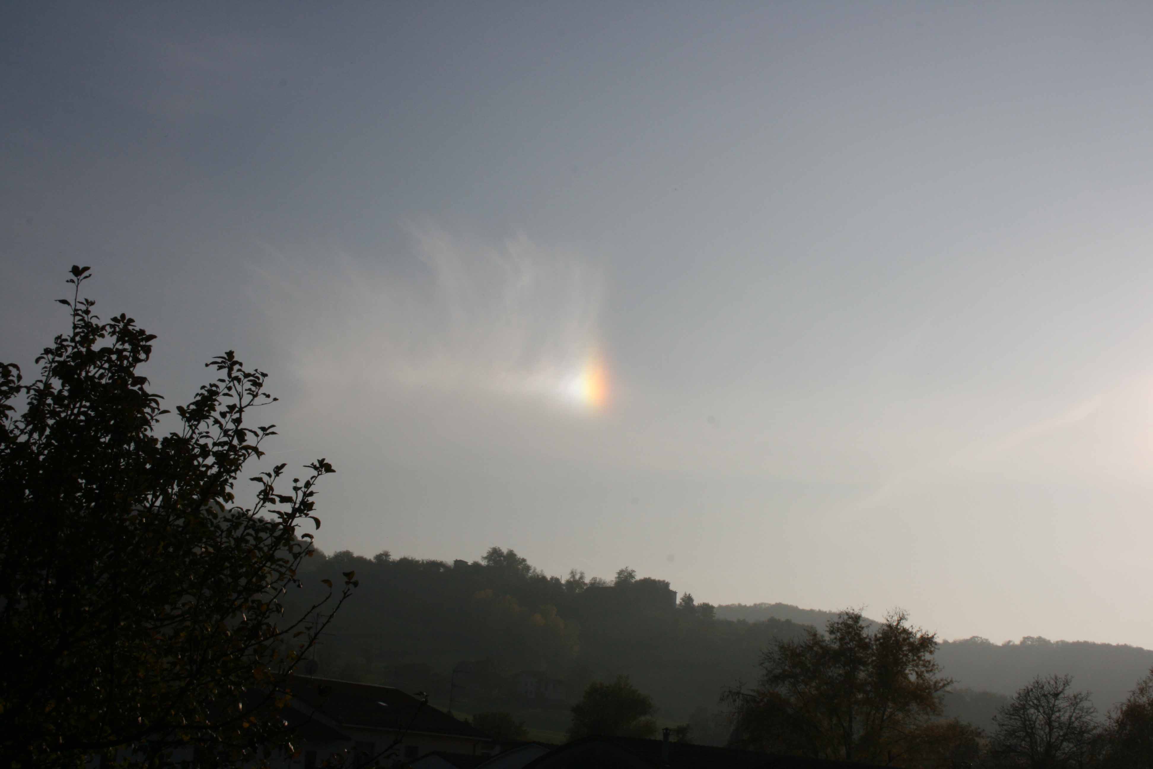 Parhelion/sundog from Pieve di Cusignano-136 KB; Click on the image to enlarge
