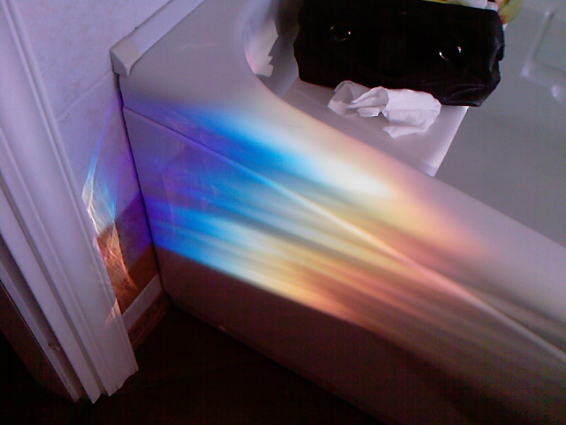 Bath spectrum: 60 KB; click on the image to enlarge at 800x600 pixels