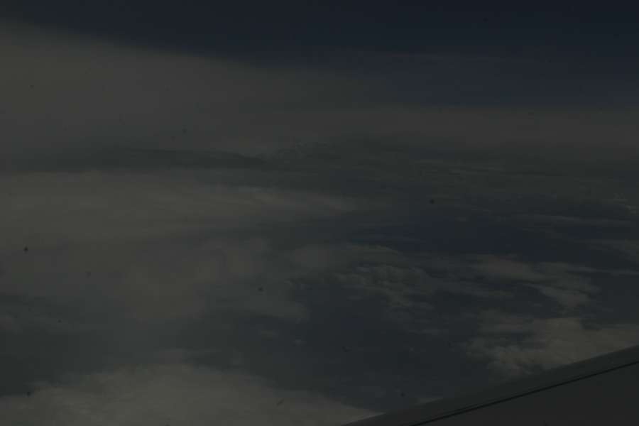Flight over Tirreno sea: 13 KB; click on the image to enlarge