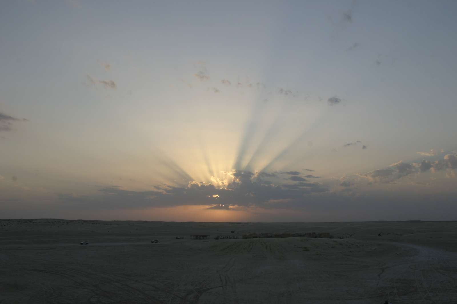 Sunset on Sahara: 48 KB; clicca l'immagine per ingrandirla