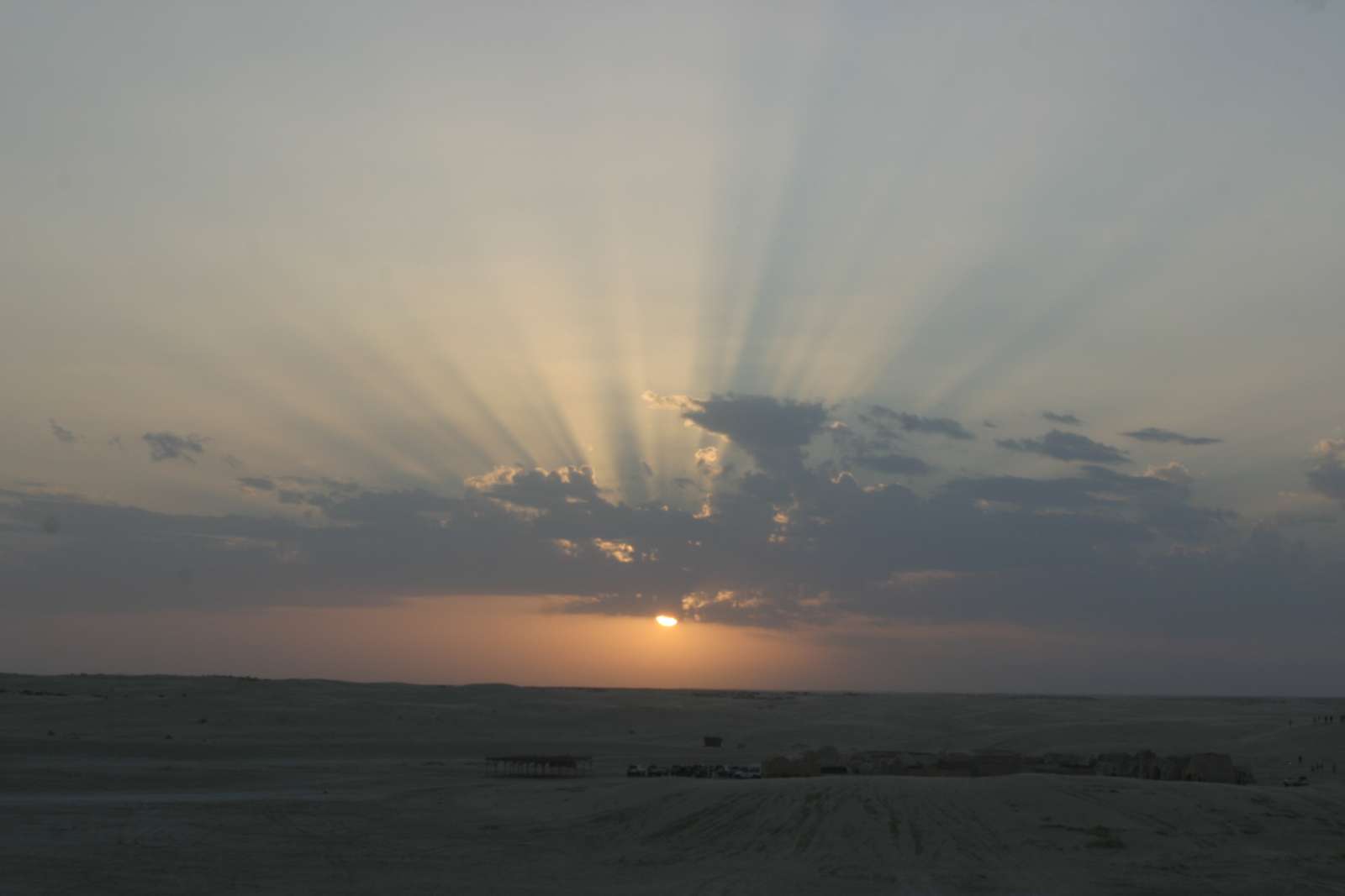 Sunset on Sahara: 45 KB; clicca l'immagine per ingrandirla